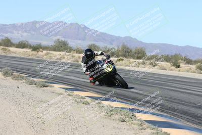 media/Dec-04-2025-Racers Edge (Thu) [[5ebc9f124d]]/3-B Group/3-Session 2 (Turn 7 Inside)/